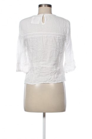 Női blúz ONLY, Méret XS, Szín Fehér, Ár 3 997 Ft