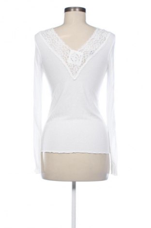 Bluzka damska Pieces, Rozmiar S, Kolor Biały, Cena 44,94 zł