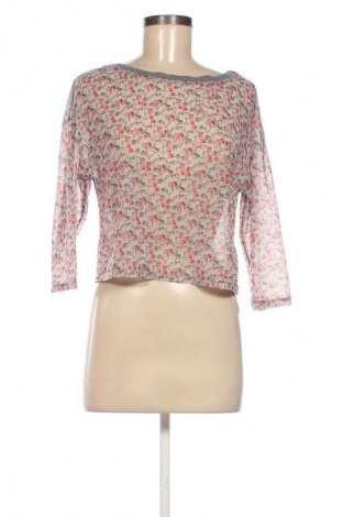 Damen Shirt Pull&Bear, Größe S, Farbe Mehrfarbig, Preis 9,72 €