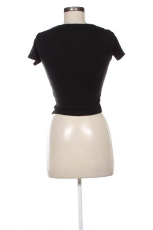 Dámská halenka Stradivarius, Velikost XS, Barva Černá, Cena  247,00 Kč