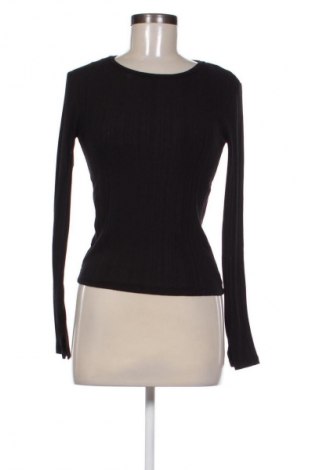 Damen Shirt Stradivarius, Größe M, Farbe Schwarz, Preis 9,72 €