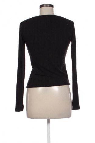 Damen Shirt Stradivarius, Größe M, Farbe Schwarz, Preis 9,72 €