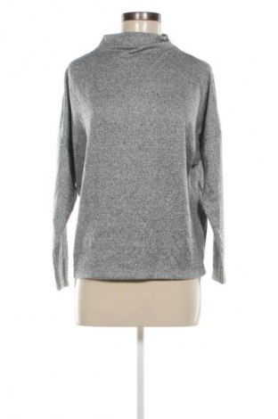 Bluză de femei Uniqlo, Mărime M, Culoare Gri, Preț 117,99 Lei