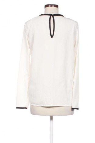 Damen Shirt Vero Moda, Größe L, Farbe Weiß, Preis 10,30 €
