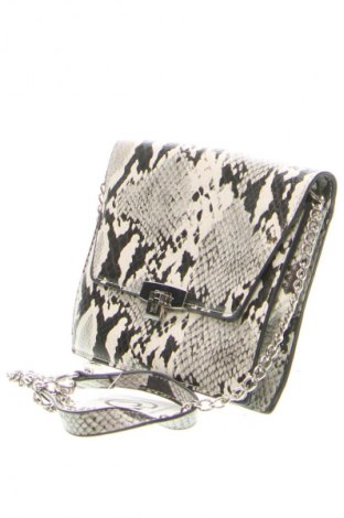 Damentasche Pull&Bear, Farbe Mehrfarbig, Preis € 9,72