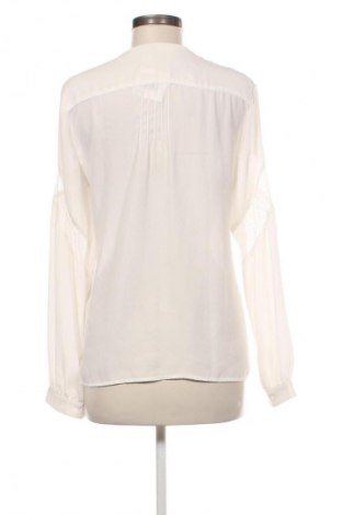 Damenbluse F&P, Größe M, Farbe Weiß, Preis € 20,92