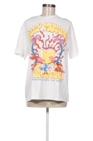 Γυναικείο t-shirt Bershka, Μέγεθος XS, Χρώμα Λευκό, Τιμή 11,66 €