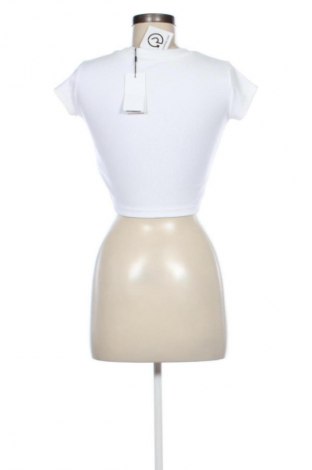 Tricou de femei Calvin Klein Jeans, Mărime S, Culoare Alb, Preț 221,99 Lei