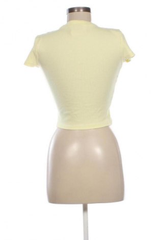 Tricou de femei Hugo Boss, Mărime S, Culoare Galben, Preț 439,99 Lei