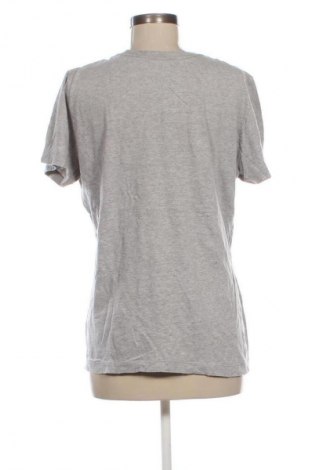 Damen T-Shirt Nike, Größe XL, Farbe Grau, Preis 18,99 €