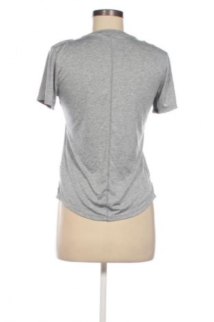 Tricou de femei Nike, Mărime XS, Culoare Gri, Preț 72,03 Lei