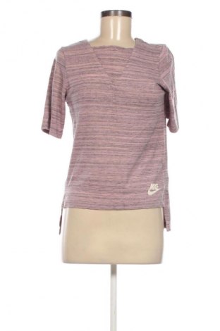 Damen T-Shirt Nike, Größe XS, Farbe Mehrfarbig, Preis 13,81 €