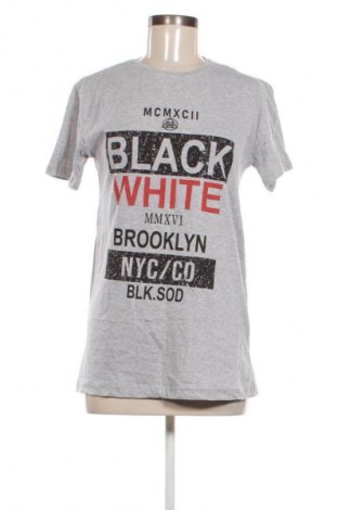 Γυναικείο t-shirt Unbranded, Μέγεθος XXL, Χρώμα Γκρί, Τιμή 14,32 €