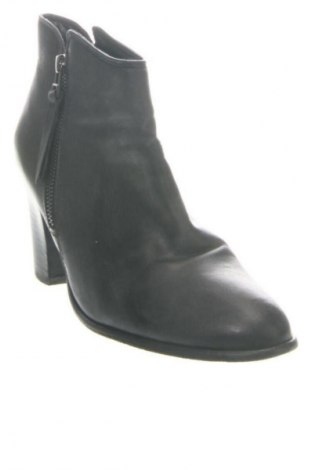 Botine de damă Unbranded, Mărime 40, Culoare Negru, Preț 205,26 Lei