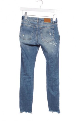 Dámske džínsy  Bershka, Veľkosť XXS, Farba Modrá, Cena  20,85 €