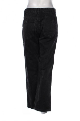 Blugi de femei Bershka, Mărime M, Culoare Negru, Preț 76,70 Lei
