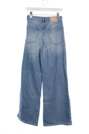 Blugi de femei Bershka, Mărime XS, Culoare Albastru, Preț 76,00 Lei
