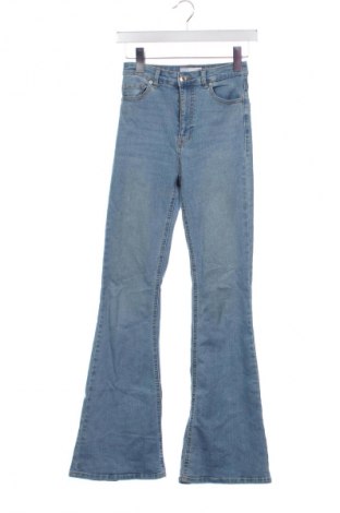 Damen Jeans Bershka, Größe XS, Farbe Blau, Preis 27,70 €