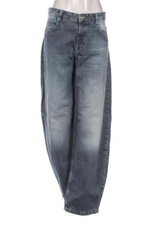 Damskie jeansy Bershka, Rozmiar M, Kolor Niebieski, Cena 66,65 zł
