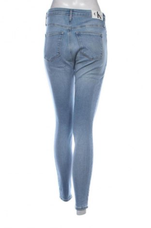 Dámske džínsy  Calvin Klein Jeans, Veľkosť M, Farba Modrá, Cena  107,95 €