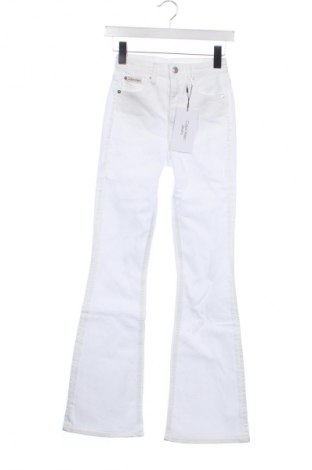 Damskie jeansy Calvin Klein Jeans, Rozmiar XS, Kolor Biały, Cena 519,99 zł