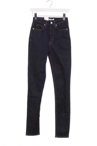 Damskie jeansy Calvin Klein Jeans, Rozmiar M, Kolor Niebieski, Cena 423,68 zł