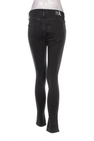 Blugi de femei Calvin Klein Jeans, Mărime S, Culoare Negru, Preț 206,67 Lei