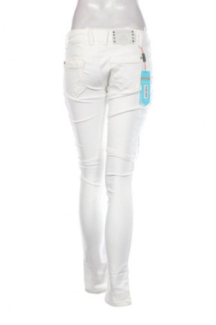 Blugi de femei Cipo & Baxx, Mărime M, Culoare Alb, Preț 322,99 Lei