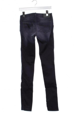 Damen Jeans Diesel, Größe S, Farbe Lila, Preis 61,89 €