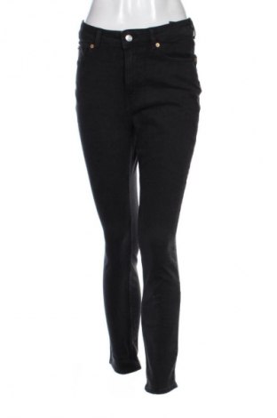 Damskie jeansy H&M, Rozmiar M, Kolor Czarny, Cena 95,99 zł