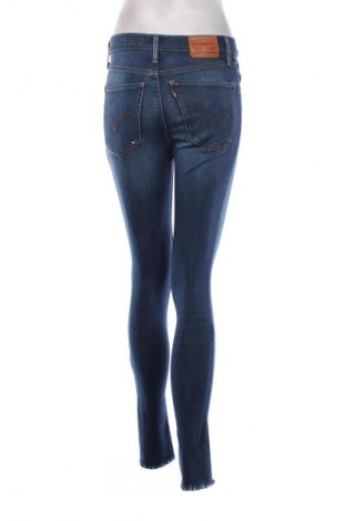 Дамски дънки Levi's, Размер S, Цвят Син, Цена 74,29 лв.