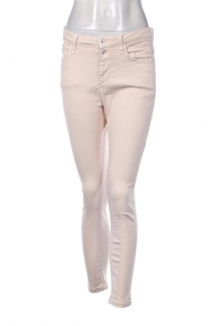 Damen Jeans Mustang, Größe M, Farbe Ecru, Preis 20,99 €