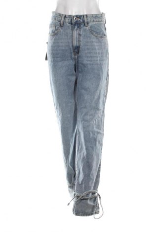 Blugi de femei Pretty Little Thing, Mărime S, Culoare Albastru, Preț 158,99 Lei