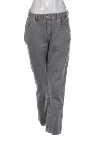 Blugi de femei Pull&Bear, Mărime M, Culoare Gri, Preț 121,00 Lei