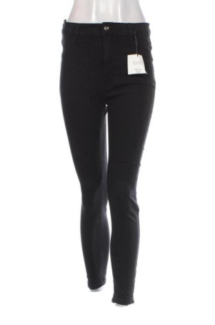 Dámske džínsy  Pull&Bear, Veľkosť L, Farba Čierna, Cena  26,95 €