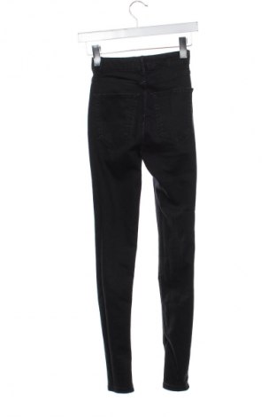 Blugi de femei Pull&Bear, Mărime XS, Culoare Negru, Preț 76,32 Lei