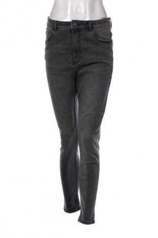 Damen Jeans Reserved, Größe S, Farbe Grau, Preis 14,83 €