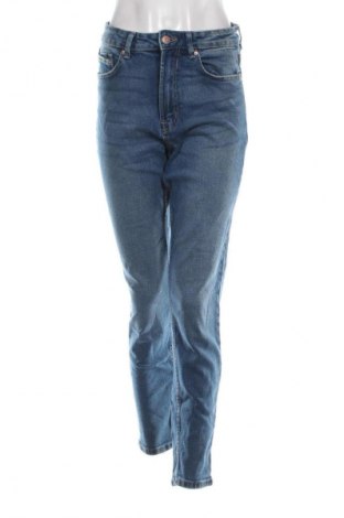 Damskie jeansy Stradivarius, Rozmiar M, Kolor Niebieski, Cena 95,99 zł