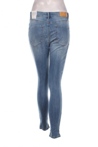 Damen Jeans Stradivarius, Größe M, Farbe Blau, Preis 31,99 €