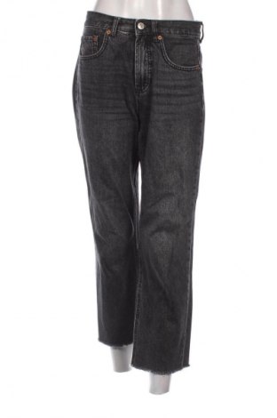 Blugi de femei Stradivarius, Mărime M, Culoare Gri, Preț 77,17 Lei