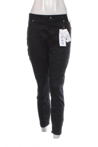 Damskie jeansy Target, Rozmiar XL, Kolor Czarny, Cena 150,99 zł