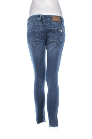 Damskie jeansy Unbranded, Rozmiar M, Kolor Niebieski, Cena 66,39 zł