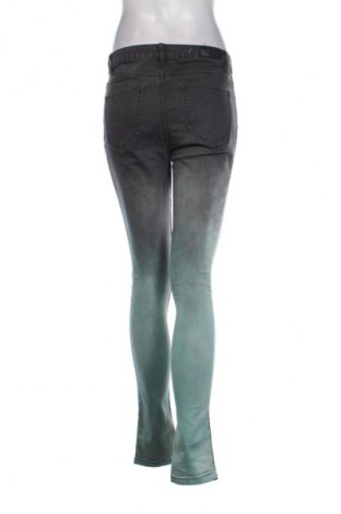 Дамски дънки Vero Moda, Размер M, Цвят Многоцветен, Цена 34,00 лв.