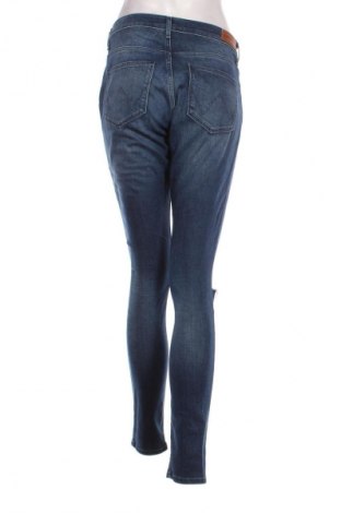 Damskie jeansy Wrangler, Rozmiar M, Kolor Niebieski, Cena 170,78 zł