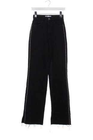 Blugi de femei Zara, Mărime S, Culoare Negru, Preț 93,99 Lei