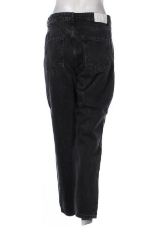 Blugi de femei Zara, Mărime M, Culoare Negru, Preț 82,66 Lei