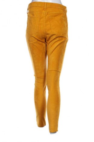 Pantaloni de velvet de femei Old Navy, Mărime M, Culoare Galben, Preț 165,99 Lei