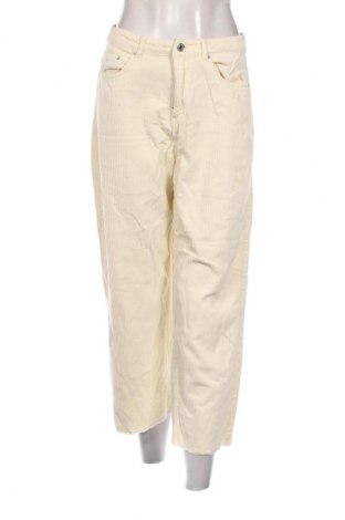Damen Cordhose Vero Moda, Größe M, Farbe Gelb, Preis € 13,80