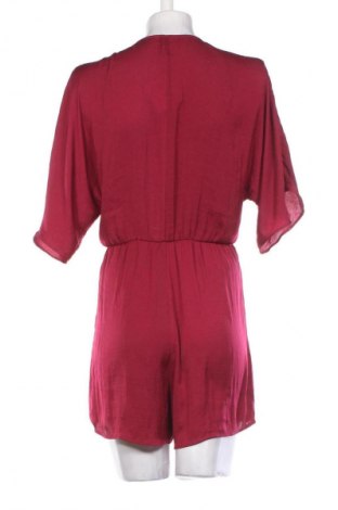 Kurzer Damenoverall Stradivarius, Größe S, Farbe Rot, Preis 20,02 €