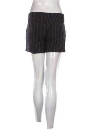 Damen Shorts Ax Paris, Größe M, Farbe Mehrfarbig, Preis € 17,30